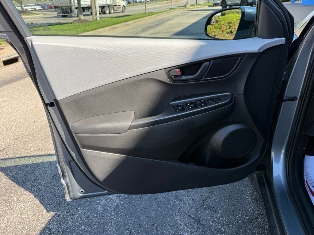 2021 Hyundai KONA SE