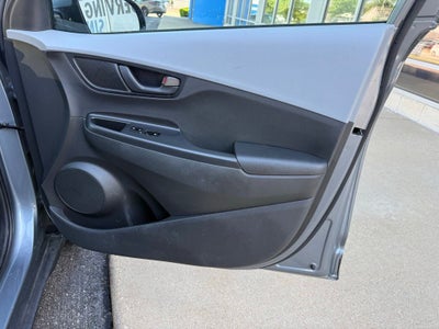2021 Hyundai KONA SE