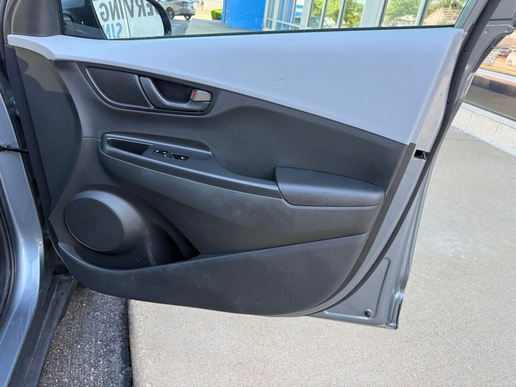 2021 Hyundai KONA SE