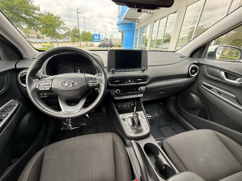 2022 Hyundai KONA SEL