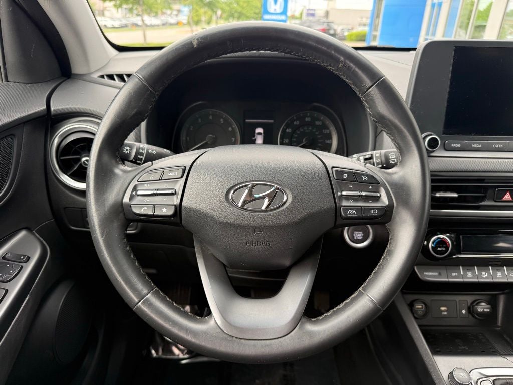 2022 Hyundai KONA SEL