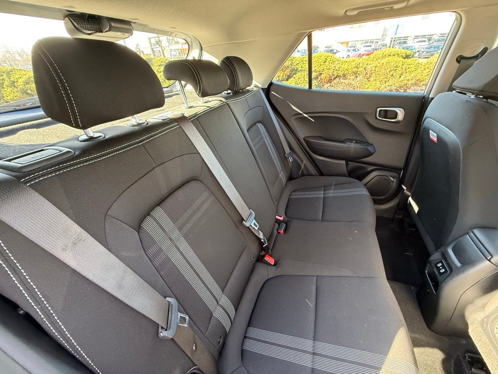 2025 Hyundai VENUE SEL