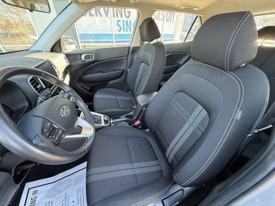 2025 Hyundai VENUE SEL