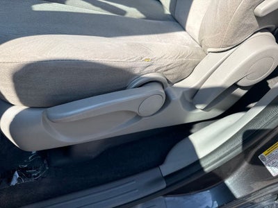 2014 Kia Sedona LX