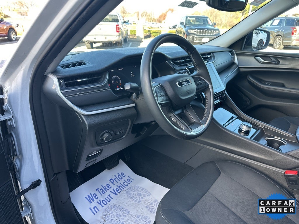 2024 Jeep Grand Cherokee Laredo