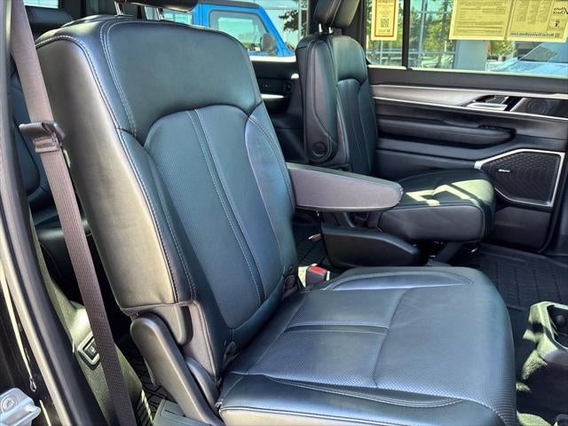 2024 Jeep Wagoneer Series II Carbide 4x4