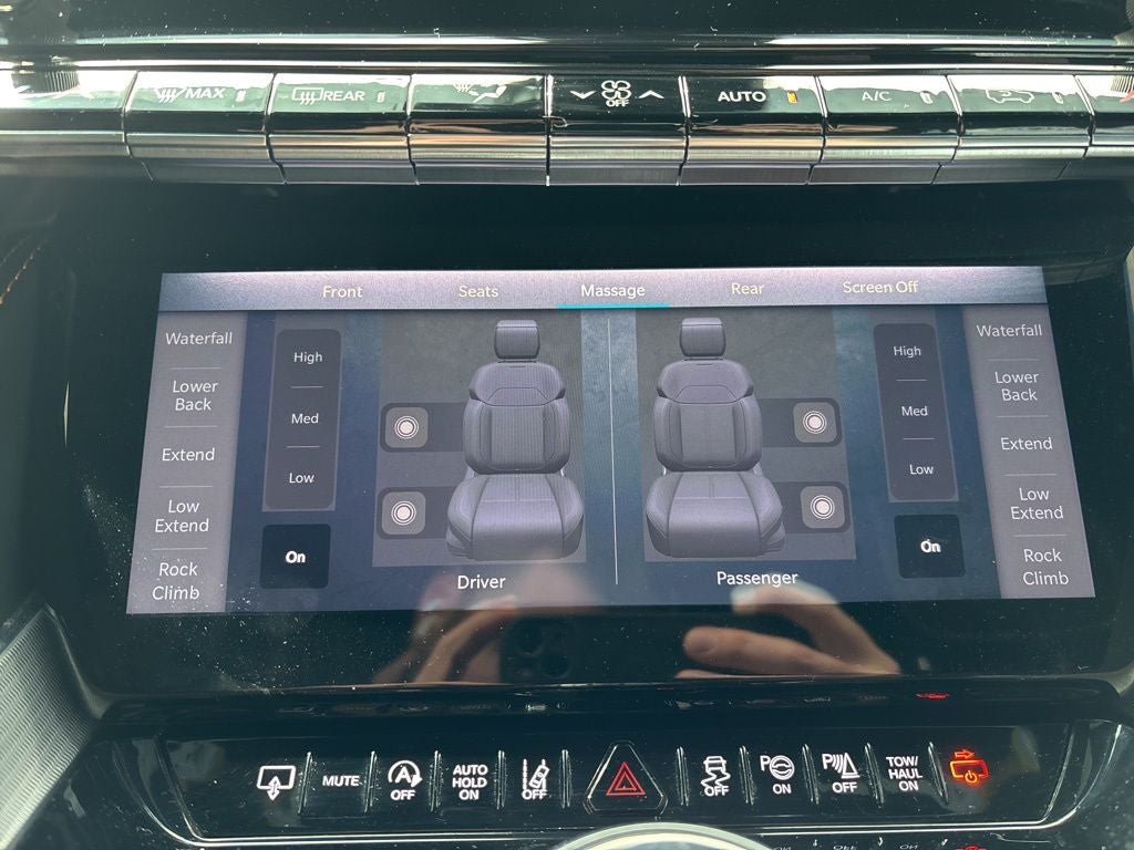 2023 Jeep Grand Wagoneer Series III