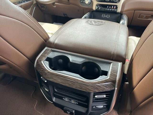 2020 RAM 1500 Laramie Quad Cab 4x4 6'4' Box