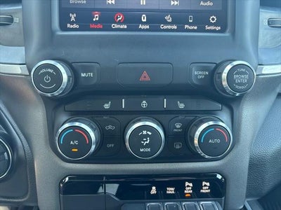 2020 RAM 1500 Big Horn Crew Cab 4x4 5'7' Box