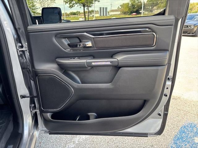 2022 RAM 1500 Laramie Crew Cab 4x4 5'7' Box
