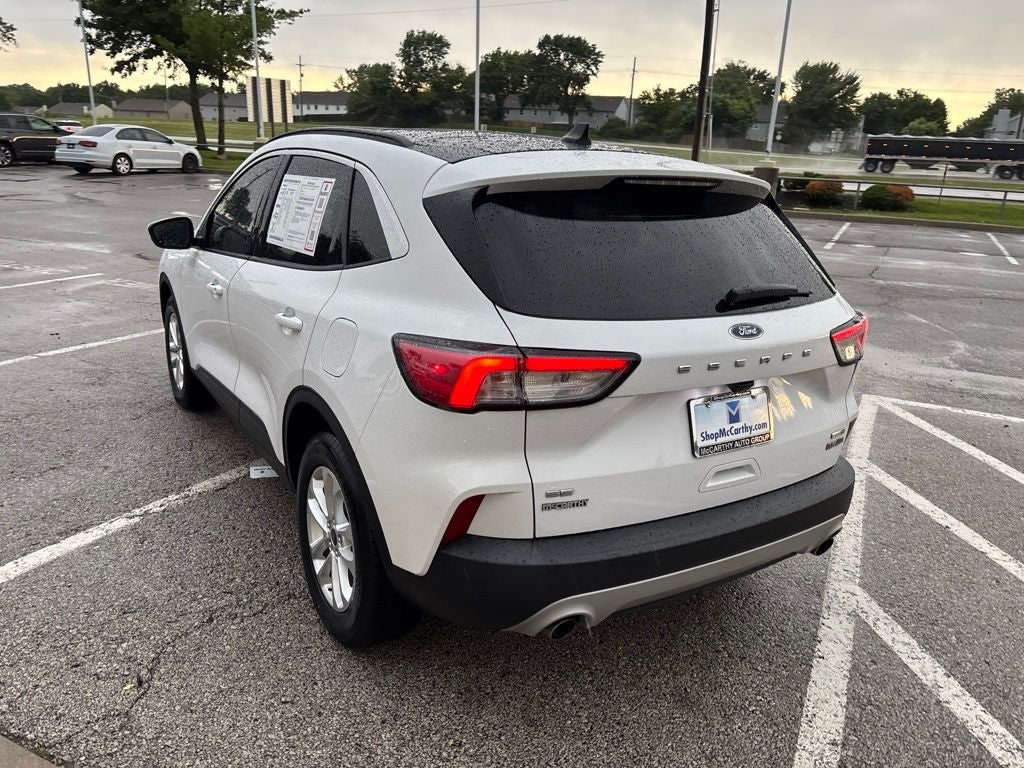 2020 Ford Escape SE