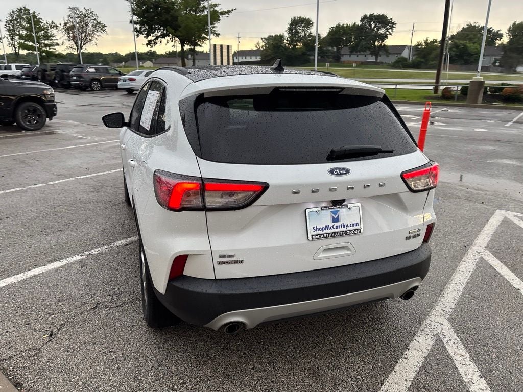 2020 Ford Escape SE