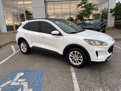 2020 Ford Escape SE