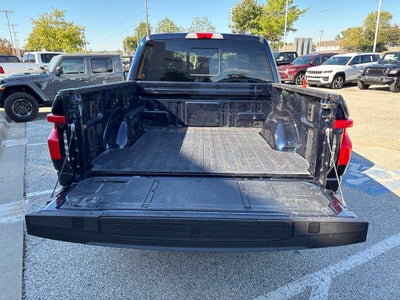 2024 Ford F-150 Lightning LARIAT