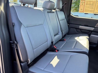 2024 Ford F-150 Lightning LARIAT