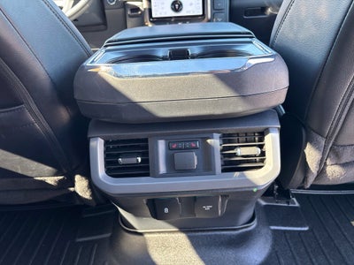 2024 Ford F-150 Lightning LARIAT
