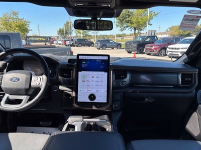 2024 Ford F-150 Lightning LARIAT