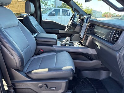 2024 Ford F-150 Lightning LARIAT