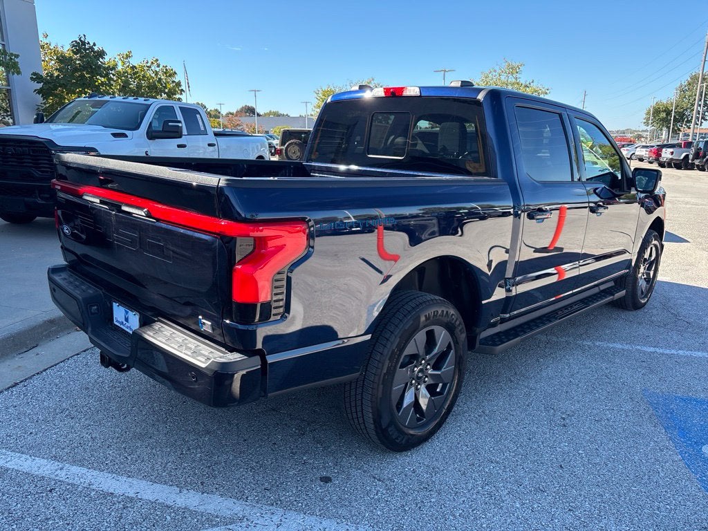 2024 Ford F-150 Lightning LARIAT