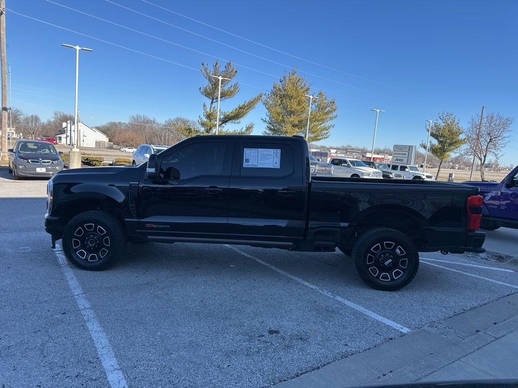 2025 Ford F-350SD Platinum