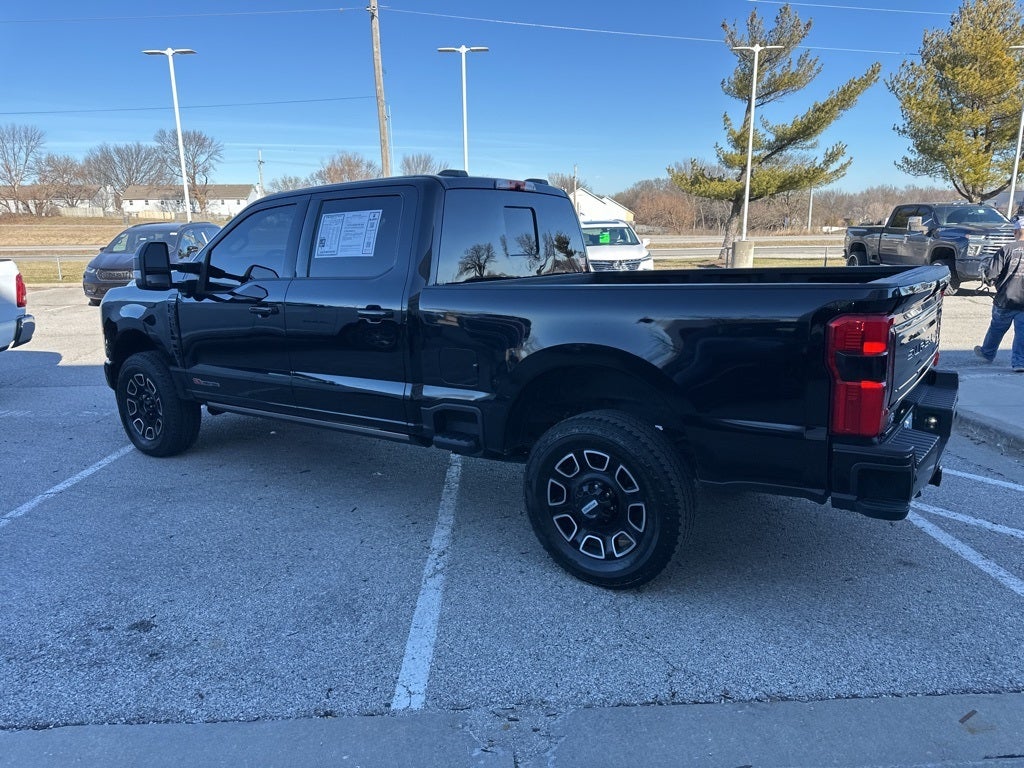 2025 Ford F-350SD Platinum