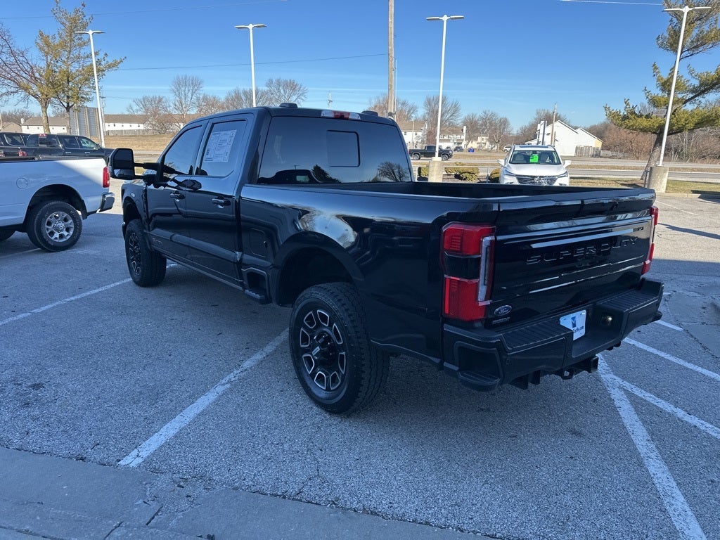 2025 Ford F-350SD Platinum