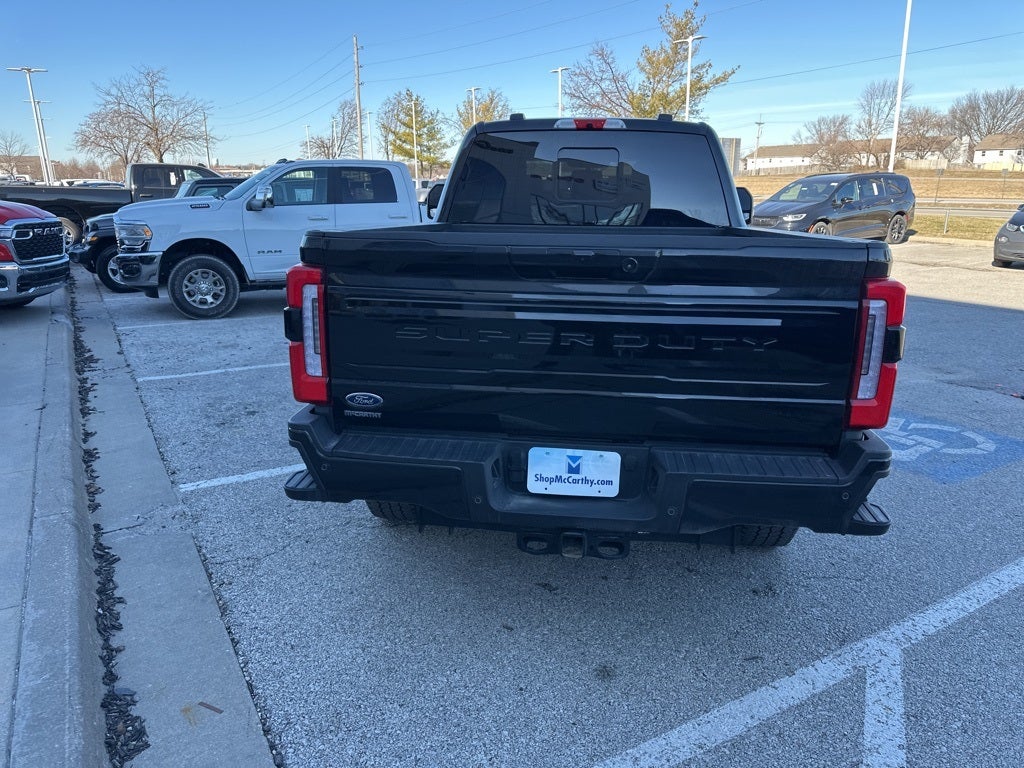 2025 Ford F-350SD Platinum