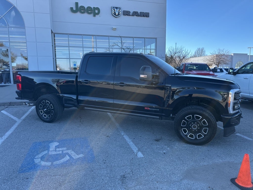 2025 Ford F-350SD Platinum