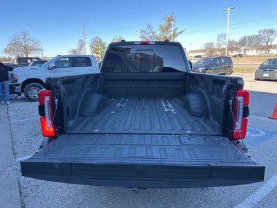 2025 Ford F-350SD Platinum