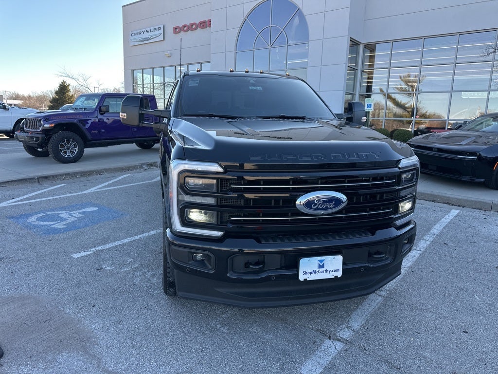 2025 Ford F-350SD Platinum