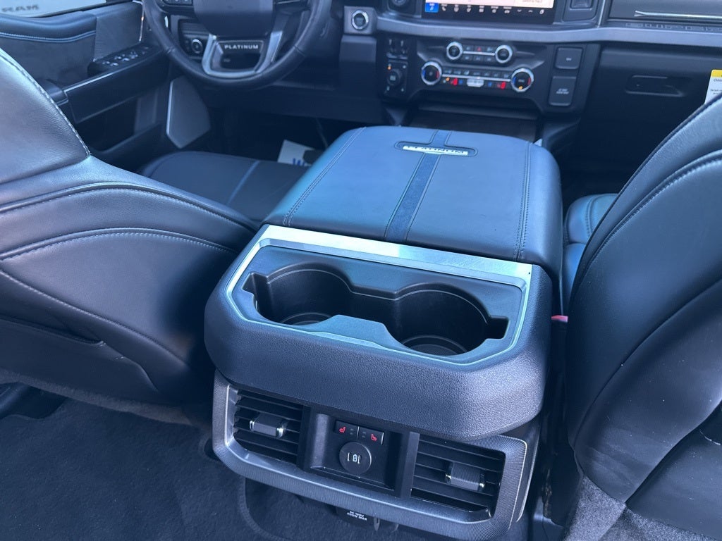 2025 Ford F-350SD Platinum