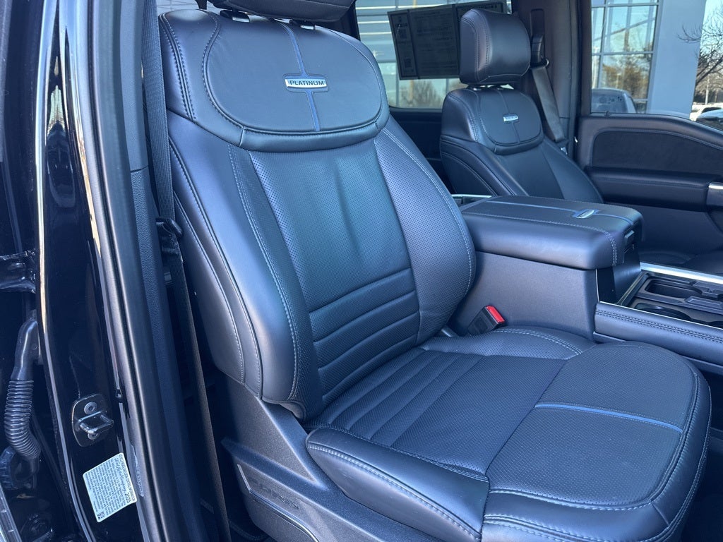 2025 Ford F-350SD Platinum