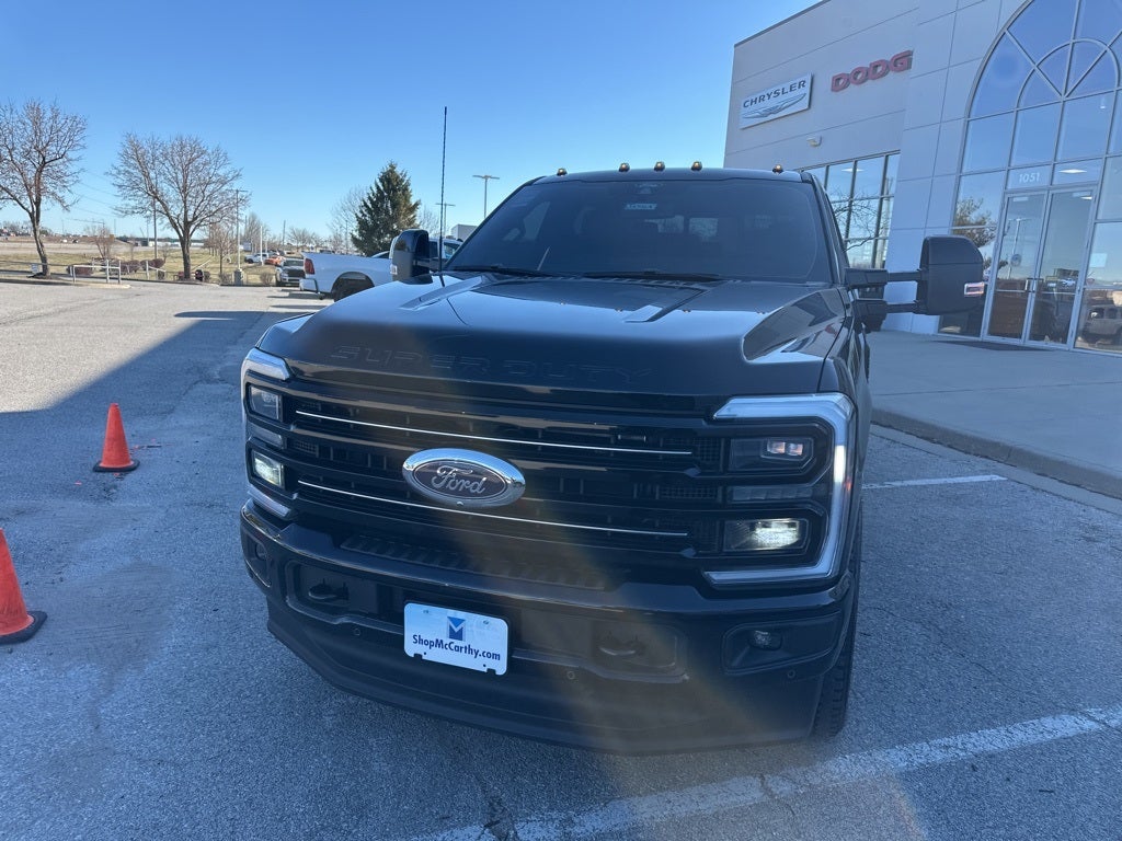 2025 Ford F-350SD Platinum