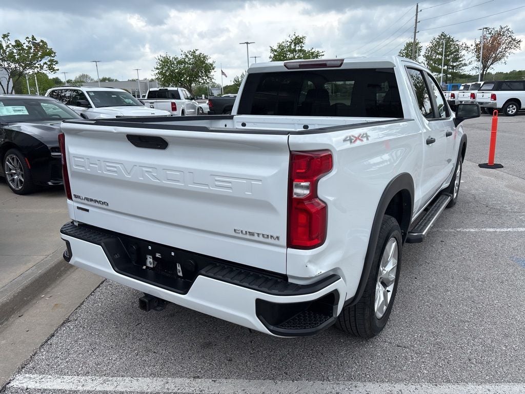 2021 Chevrolet Silverado 1500 Custom