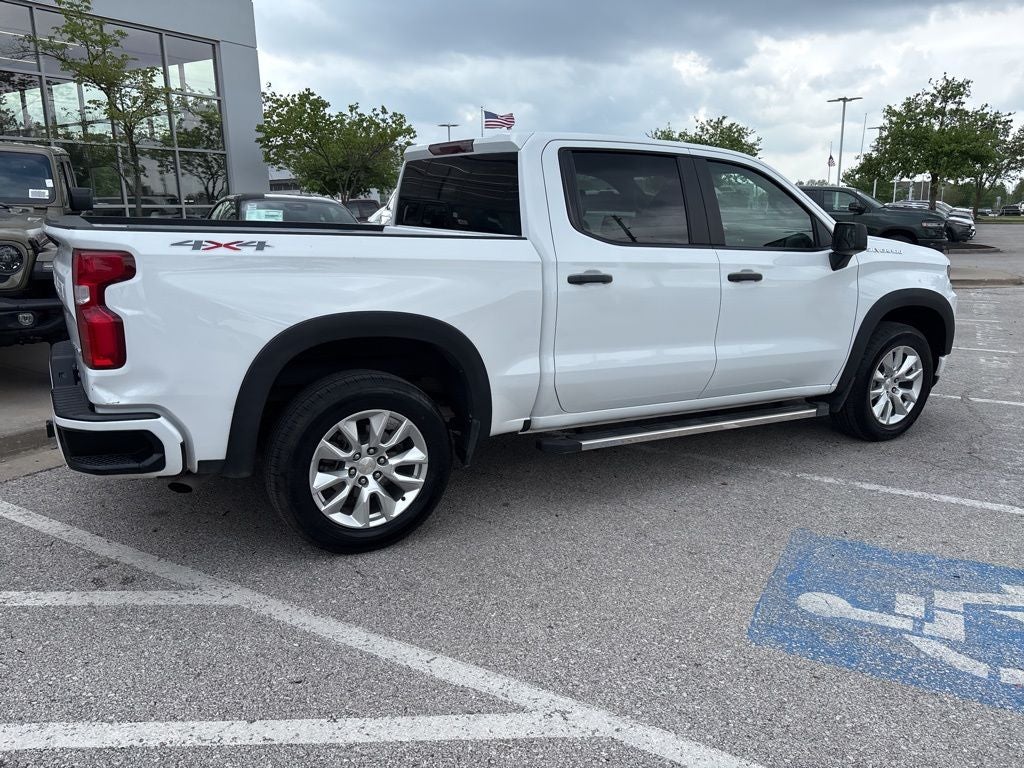 2021 Chevrolet Silverado 1500 Custom