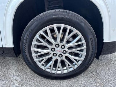 2024 GMC Acadia Denali