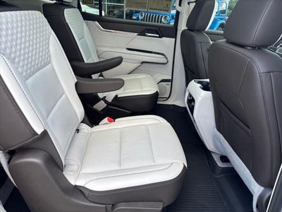 2024 GMC Acadia Denali