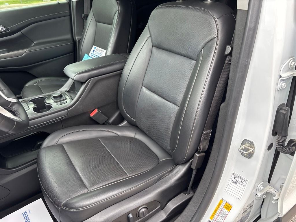 2023 GMC Acadia FWD SLT