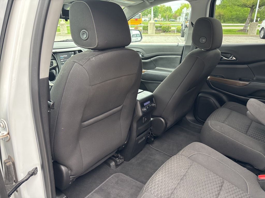 2019 GMC Acadia SLE-2