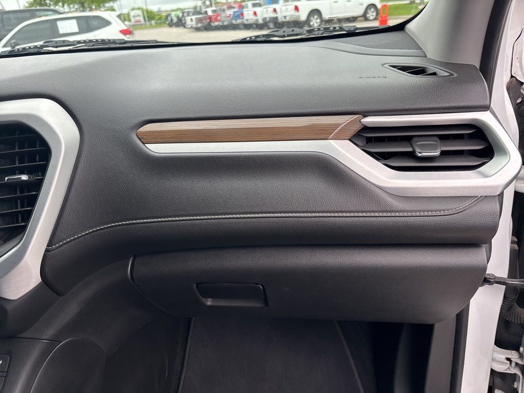 2019 GMC Acadia SLE-2