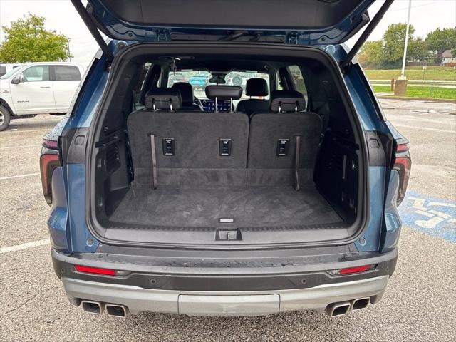 2025 Chevrolet Traverse FWD LT
