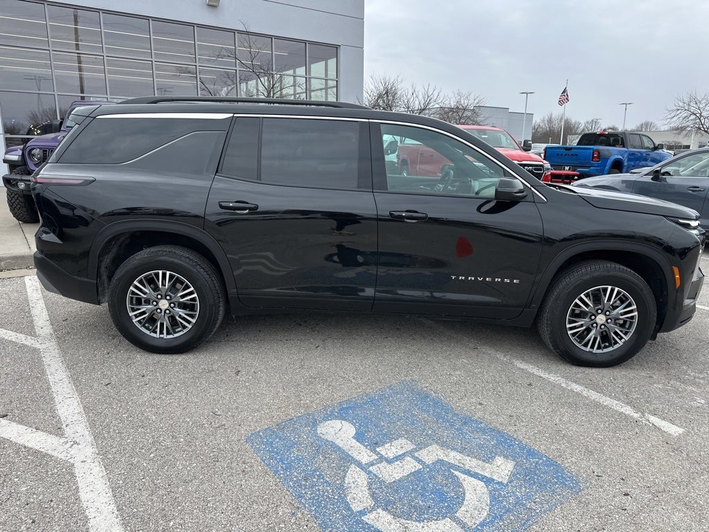2025 Chevrolet Traverse LT 1LT