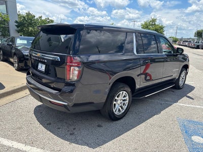 2024 Chevrolet Suburban LT