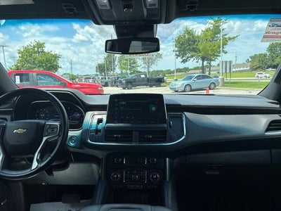 2024 Chevrolet Suburban 4WD LT