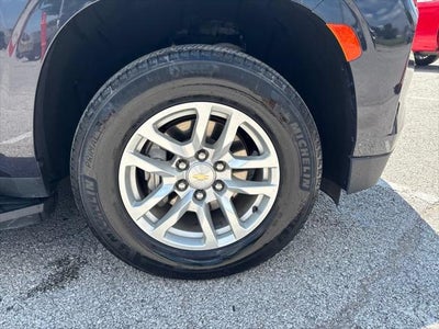 2024 Chevrolet Suburban 4WD LT