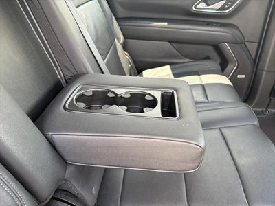 2024 Chevrolet Suburban 4WD LT
