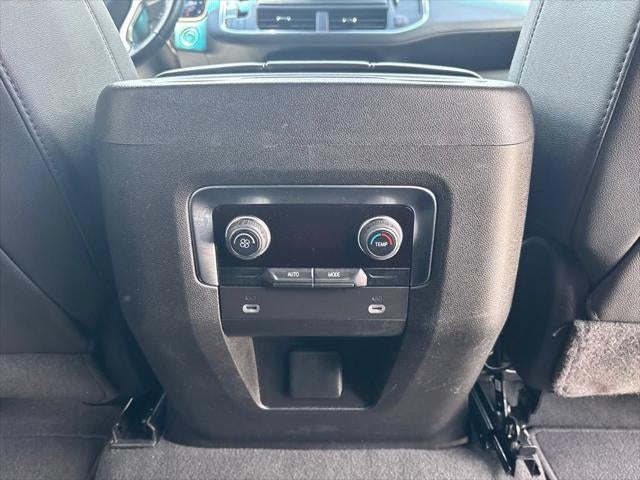 2024 Chevrolet Suburban 4WD LT