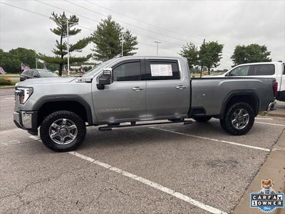 2025 GMC Sierra 2500HD 4WD Crew Cab Long Bed SLTv