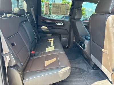 2023 GMC Sierra 1500 4WD Crew Cab Short Box Denali