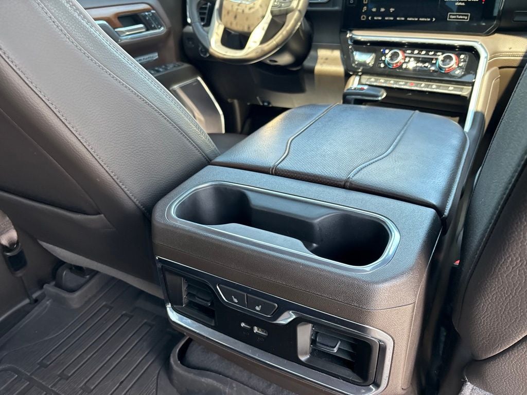 2023 GMC Sierra 1500 4WD Crew Cab Short Box Denali
